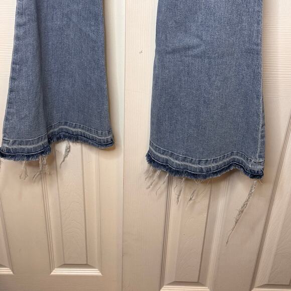 Mumu Blue Jeans-Sz 28x32-distressed bell bottoms- - Picture 7 of 8